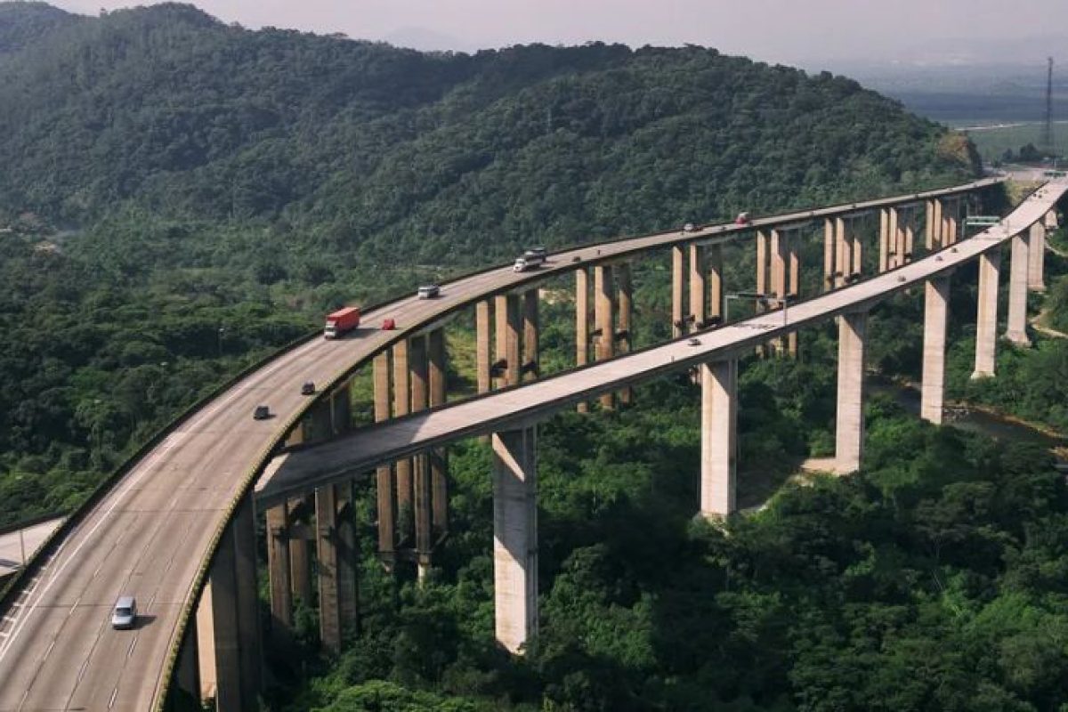 Governo paulista prevê a construção da terceira pista da Imigrantes com 17 km de túneis